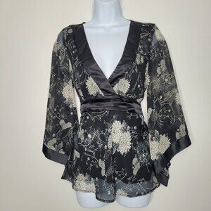 Vintage y2k Wet Seal black cream v neck bell sleeves tie back witchy kimono med
